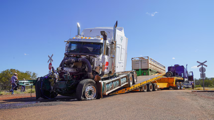 Cattle truck collides with the Ghan outside of Alice Springs