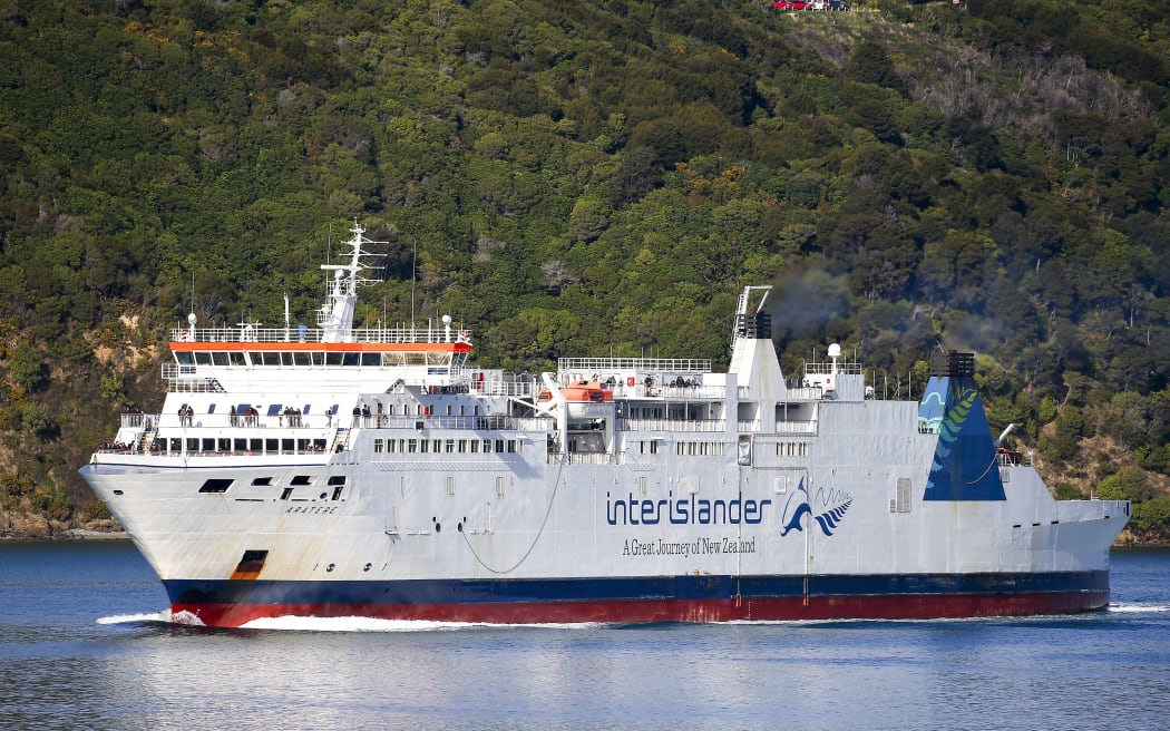 Nearly half of public wants new Interislander ferries to be rail-enabled